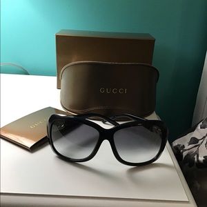 Gucci sunglasses